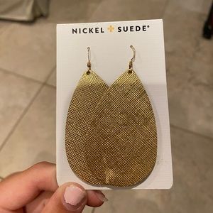 Nickel and suede earrings